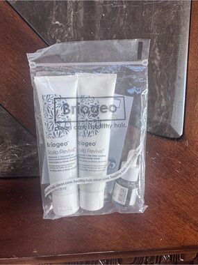 Briogeo Scalp Revival Trio in White – Scalp Care Set